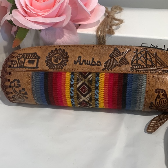 🌸Aruba - Picture 2 of 6